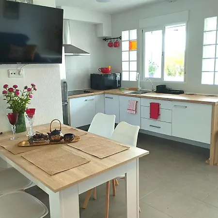 Cozy And Sunny Two Bedroom La Mata Beach