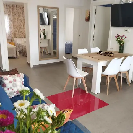 Cozy And Sunny Two Bedroom La Mata Beach *