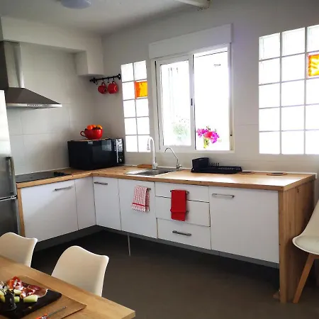 Cozy And Sunny Two Bedroom La Mata Beach
