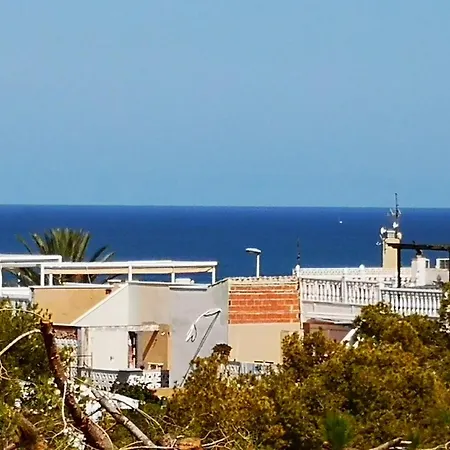 Cozy And Sunny Two Bedroom La Mata Апартаменты Торевьиа